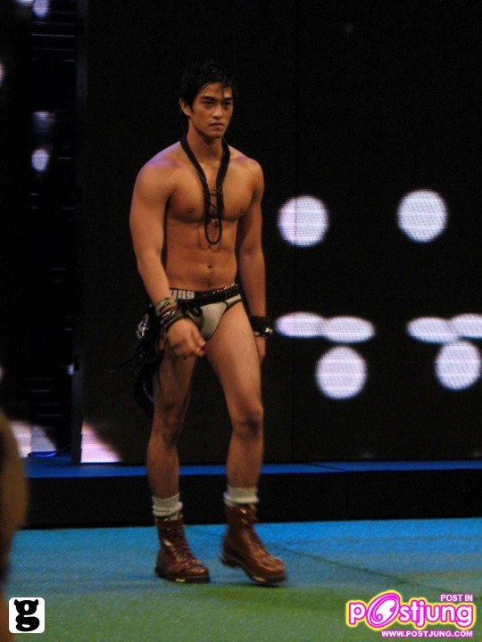 Hot Asian Guys