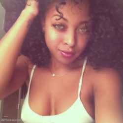 Allthickwomen:  Nikayla Sherón