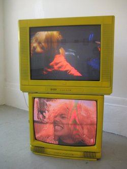 Dave GreberThe Bet2-Channel Video Installation, 2011