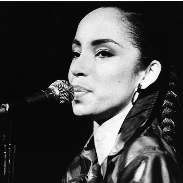 sade-adu:  Singing Live