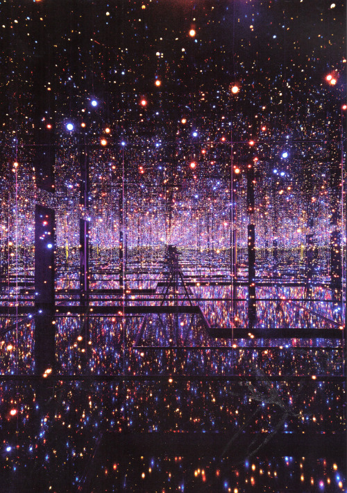 deliciousdimension:  yayoi kusama infinity mirrored room – the souls of millions of light years away, 2013 