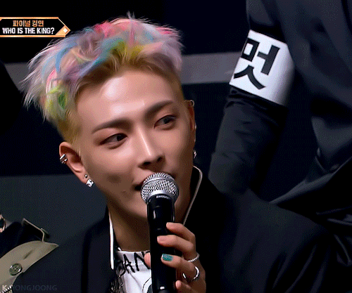 Hongjoong’s Rainbow Hair 🌈 Kingdom Finale