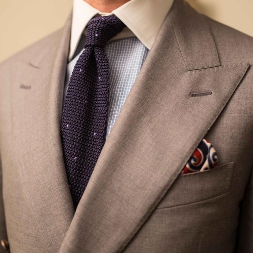 @carusomenswear DB suit Courtot bespoke shirt Rubinacci knit tie #wiwt #lookbook #apparel #mnswr #me