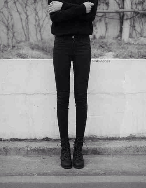 skiinnyvanilla:  a—thigh-gap-please:  thinthigh:  previously bec00mingperfect.