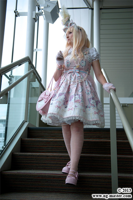 iamwomanking:  Some pictures of me wearing my cats tea party coord at Otakon 2013! If you wanna see 