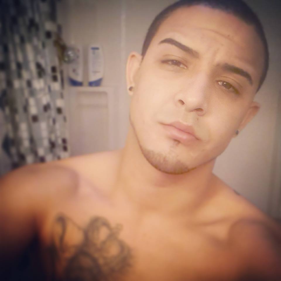 Thanks King for the hot photos.  Hit him up at:IG:  Mr_Wade_2_U  Kik mrwade9.5https://www.facebook.com/JrWade12Please