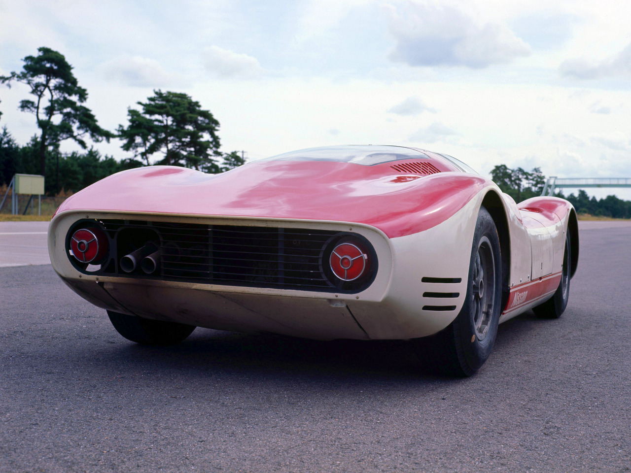definemotorsports:  Nissan R380