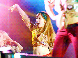 wennist:  1/∞     fancam of taeyeon  