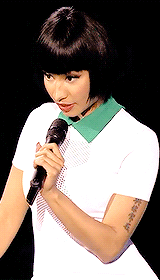 ricki-minaj:incomparablyme:Nick Minaj’s Outfits at the 2014 MTV EMA’sNicki Minaj x MTV EMA vote here