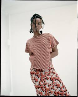 blackishbluish:  #Oyster108: The Origins Issue is out now! Featuring @kelelam shot by @747parking 💥 Fashion @graygardens | Hair @gavinanesburybeauty @vivienscreative | Make-up @samanthap_ 💥 by oystermagazine http://ift.tt/1WKStmv 