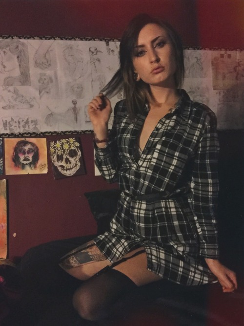 -miranda-ann:  💀