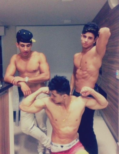 Ela merece ser amada;