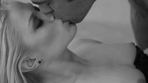 wetfemaleorgasmww:  