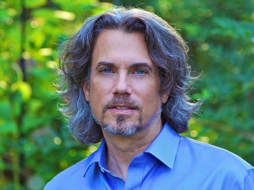 abelincolnsfacialhair:  Robby Benson - another alternate universe Luke Skywalker - has however, aged much better than Mark Hamill… my god… never heard of him i’ll admit, but he was purdy :) 