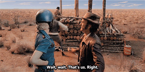 clqrkkent:SCRAM! POLICE! Wait, wait. That’s us. Right.