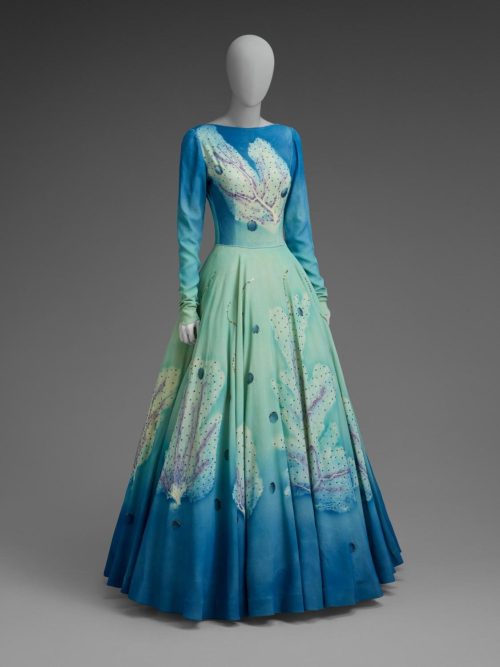 This makes me so happy, I can’t even tell you. The frocking fabulous “Sea Fan Fantasy” is by T