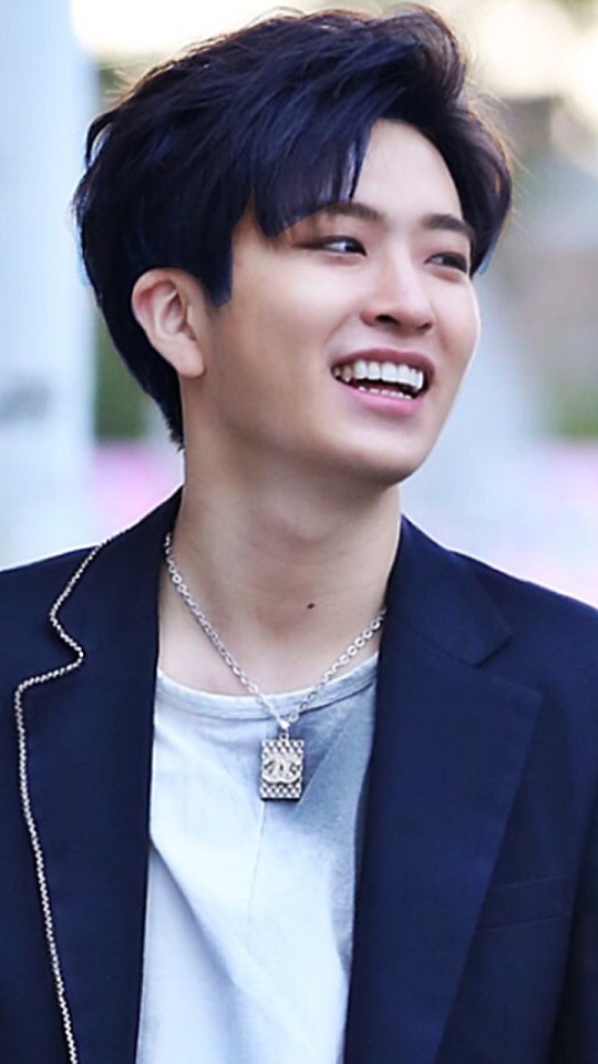 Youngjae Lockscreen