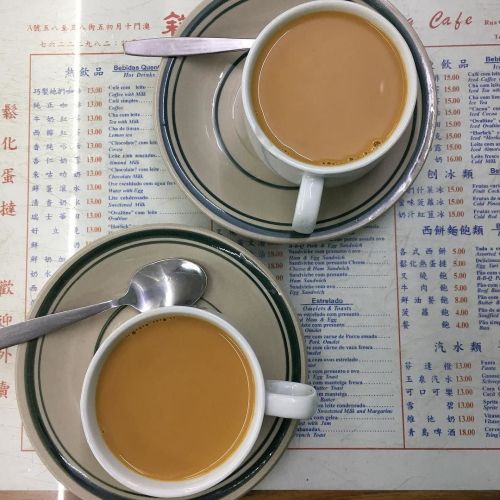 yukami:カップやお皿が新しくなったみたいだけど、もう欠けていたｗ ift.tt/2ibyQVm