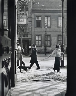  Recalcitrance, Berlin by Roman Vishniac, 1926 