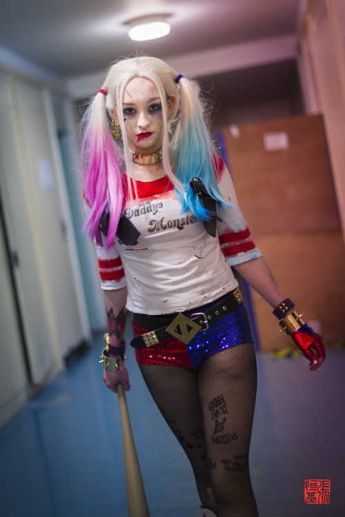 ♥️ Happy Halloween! ♥️Watch our Harley Quinn music video herePhotos by @foodandcosplay ♥️