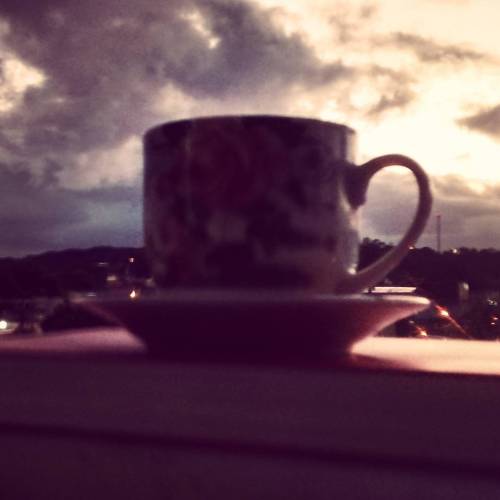 About Today: Wanting To #read A Good #book, But Not Waiting The Book To End. #bookworm Problem.