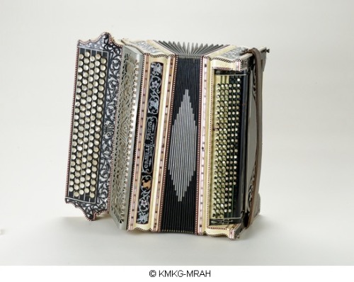 Enrico Sabatini, chromatic accordion, 1930. Belgium. 2 | Scandalli, 1930. Italy. 3 | Camille Parys, 