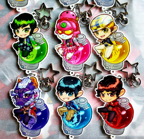 chacerider:  chacerider:  Say the Go! Kyuranger keychain charms have arrived, and are now officially