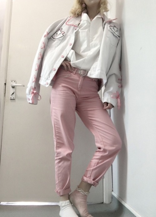 fairyyfawn:pink mess