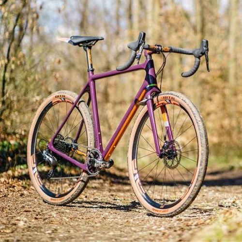 youcantbuyland: I do love a bit of purple #Open #enve #limitededition ift.tt/2Jb9fbP