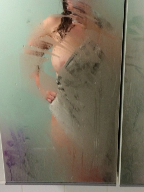 bustybabe89: Steamy