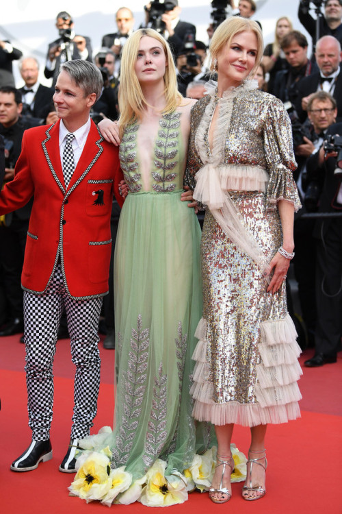 I was just looking at random photos from Cannes Film Festival, and suddenly John Cameron Mitchell (AKA Kubo’s inspiration for Viktor) popped up! He actually directed Elle Fanning and Nicole Kidman in How to Talk to Girls at Parties (Originally by Neil