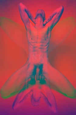 badboynodiddy:  New #nude art by rawnoire!