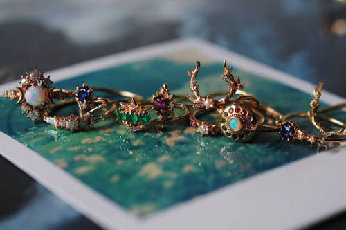 sosuperawesome:Rings by Sofia Zakia on Etsy @beewo