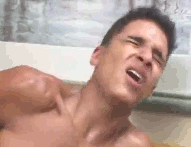 philrun:  philrungifs© Follow me @http://philrun.tumblr.com  My-fav-hot-hard&amp;kinky-gay-pics !