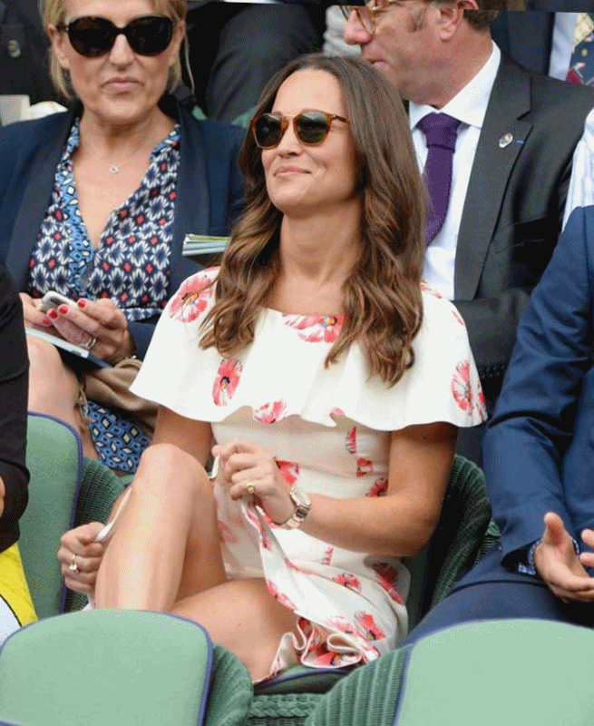 starprivate:  Pippa Middleton driving us crazy with her little skirt @ Wimbledon