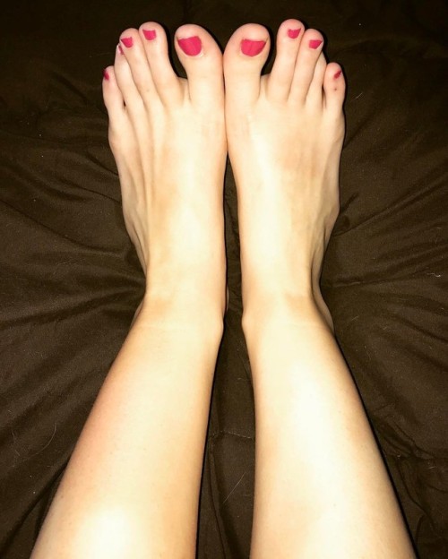 Time for a change! My #bigfeet are going for a #frenchpedicure with tips today!! I know a lot of you