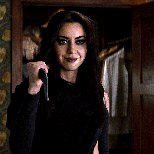 Aubrey Plaza As Rio Vidal In Agatha All Along (2024) 1.01