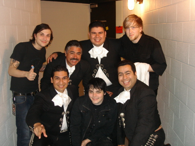 mychemicalcatalog:  With Mariachi Los Galleros - AT&amp;T Centre 2007 [x]