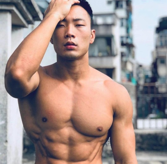 hotsgbois: sggayhunks:  😍 @jimmylinhero    
