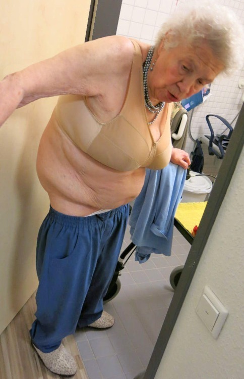 porngrannyhd:Huge Granny Video Collection, HERE…only HD Videos