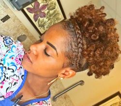 naturalhairqueens:  Omg her hair is so fly!