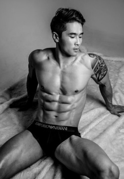 Hot Asian Guys 4u..性感的亚洲男装