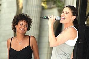 gilmore-junkie:Cast of Rent at Bryant Park.Pics from IDINA-HERE.com