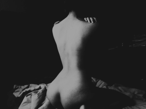a-femmefatalist:  El Arte De Amar 