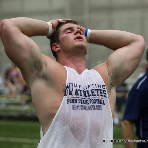 drechs13: lickthatpit: lickthatpit! HELL YEAH! Post team lift pump
