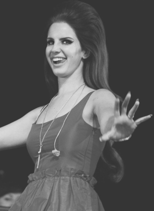 ikilledlanadelrey:  Lana Del Rey Such a cute adult photos