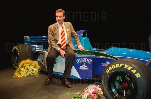 Bertrand Gachot dresses up as Mr Bean to launch the 1995 Pacific Team Lotus car. 