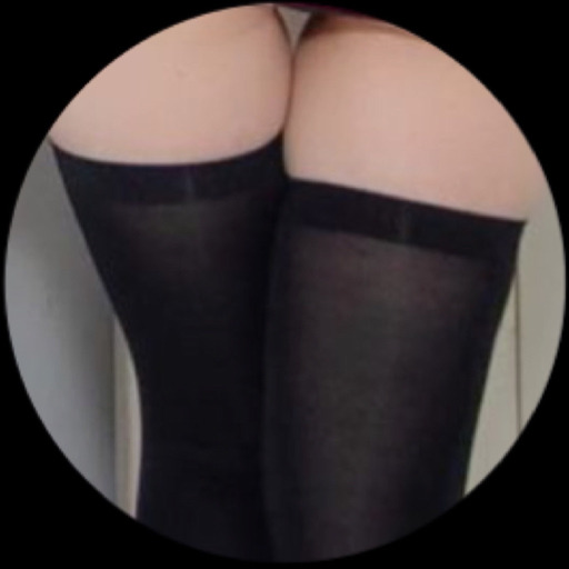 kneesocksfever: