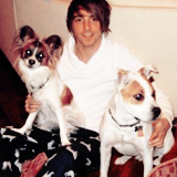 Porn Pics lauracarmillas:  Alex Gaskarth + dogs 