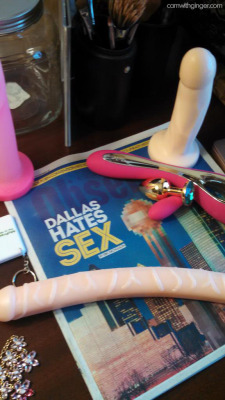 ginger&ndash;banks:  Pics from my Dallas Exxxotica trip